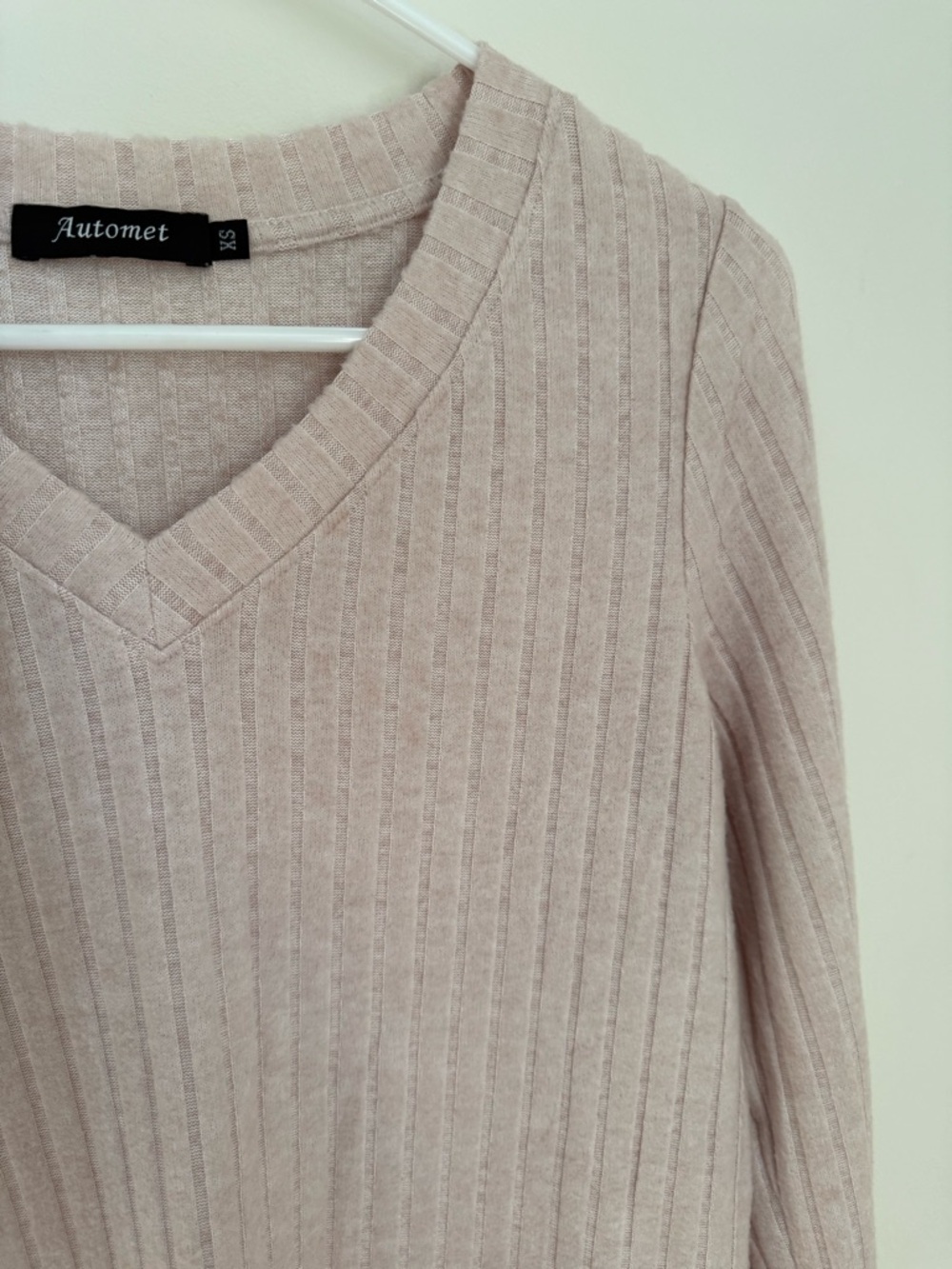Women's Ribbed V-Neck Sweater in Light Beige